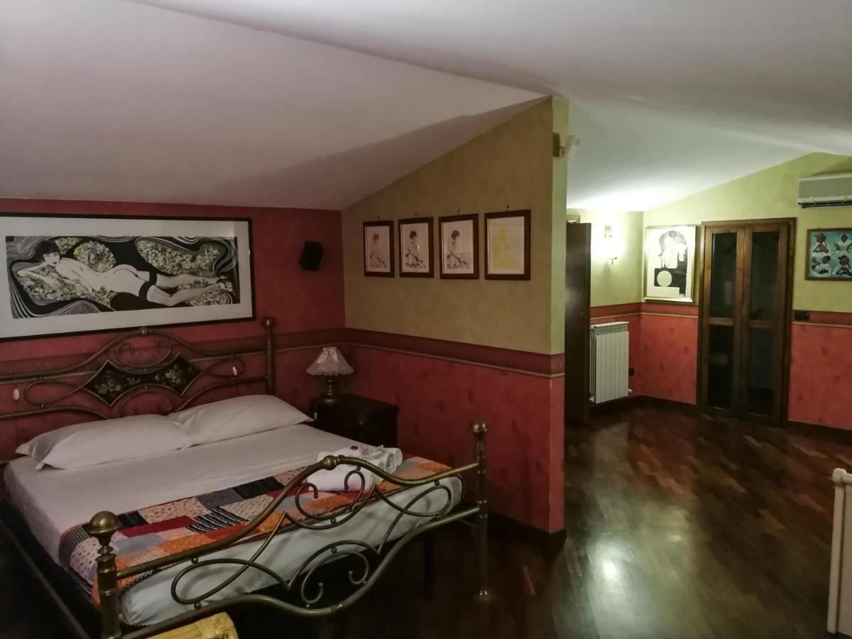 Paoline'S Suite In Villa Fiumicino Exterior foto