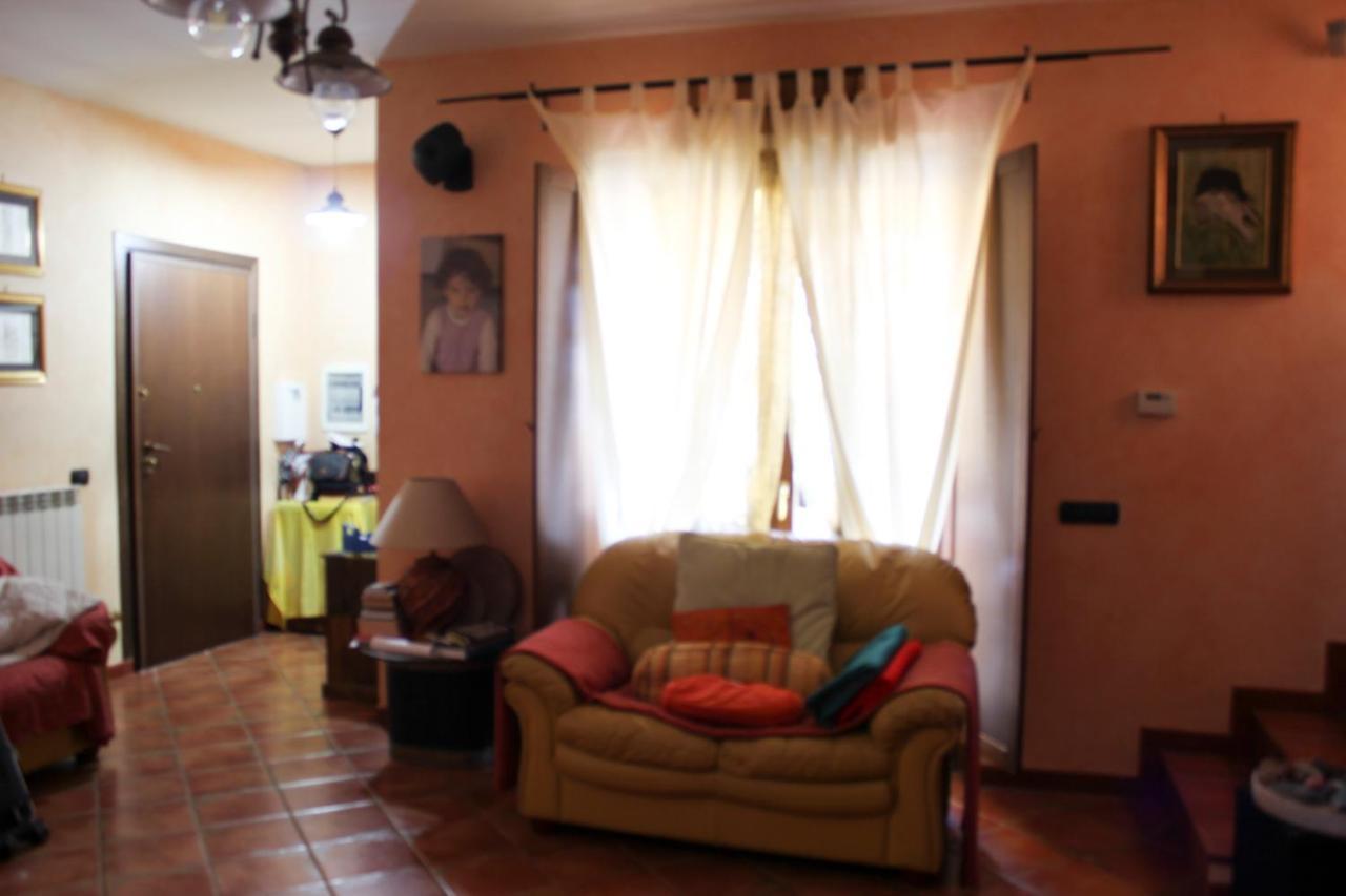 Paoline'S Suite In Villa Fiumicino Exterior foto