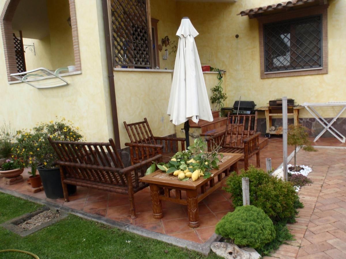 Paoline'S Suite In Villa Fiumicino Exterior foto