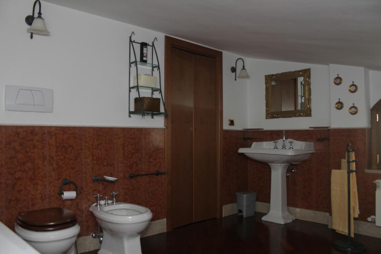 Paoline'S Suite In Villa Fiumicino Exterior foto