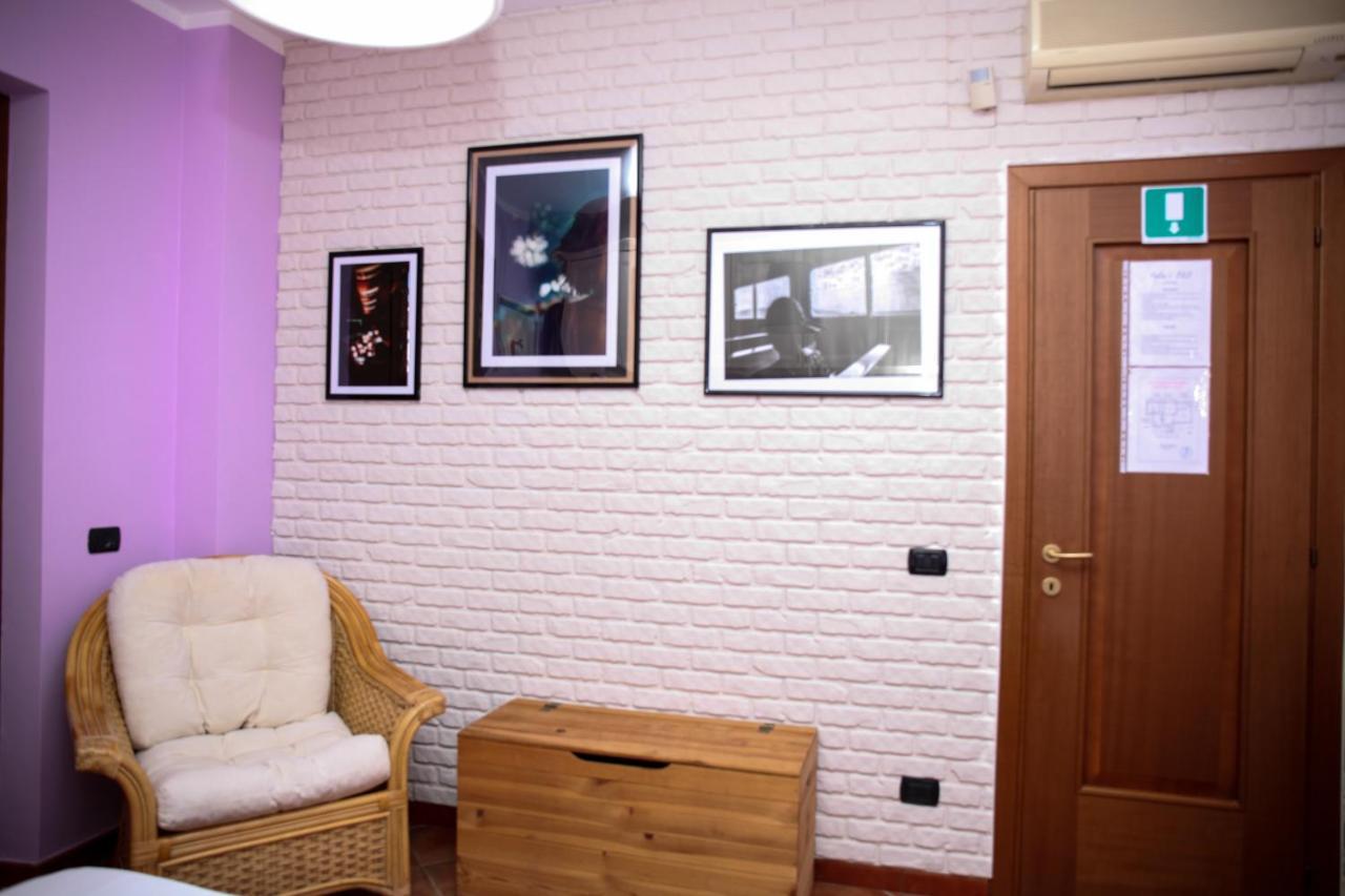 Paoline'S Suite In Villa Fiumicino Exterior foto